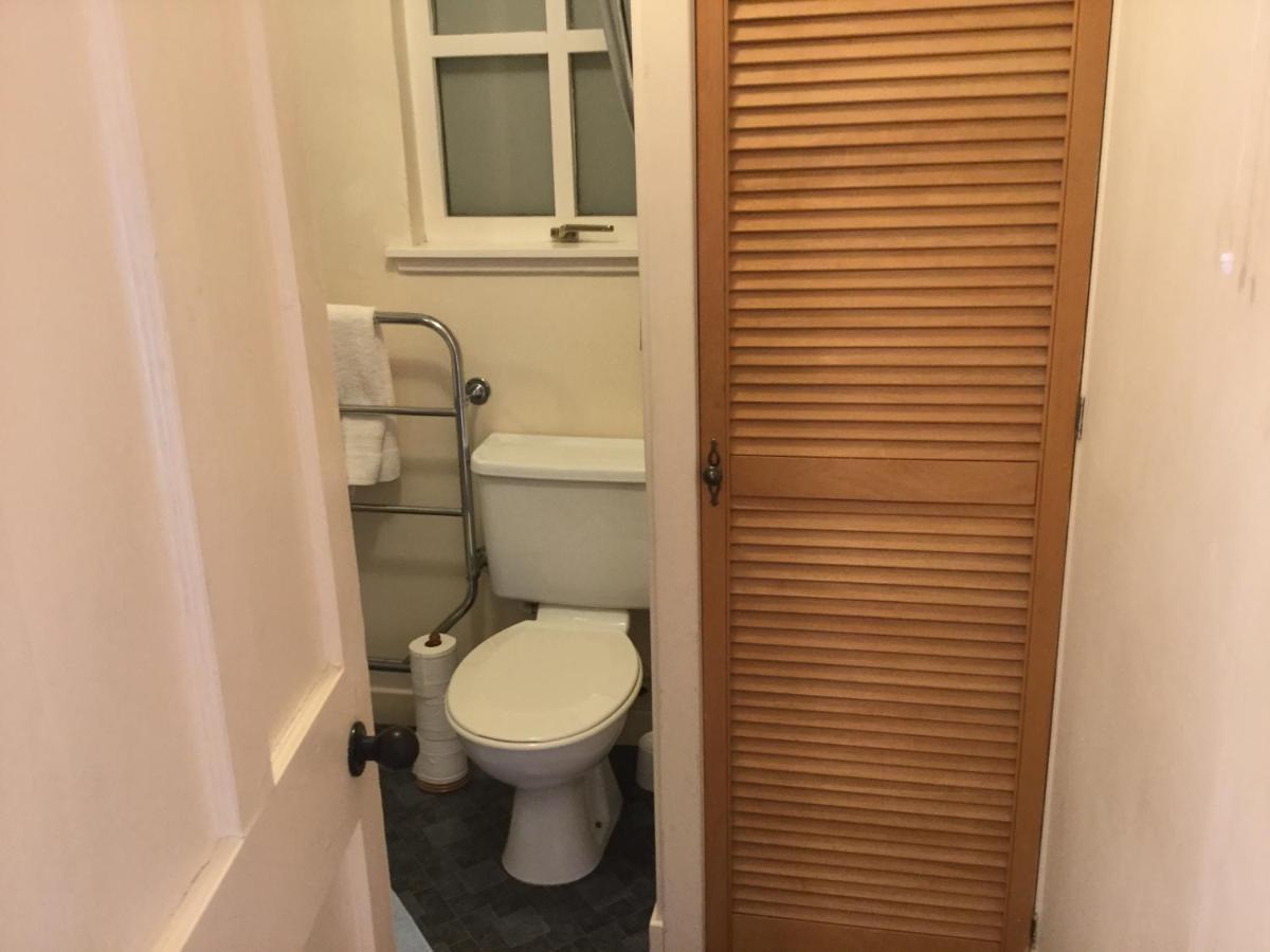 Three-Bedroom Old Cottage Free Parking Inverness Bagian luar foto